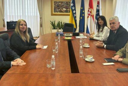 Izraelska ambasadorica održala sastanke s Dodikom, Cvijanović i Čovićem