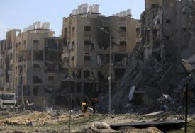 Pojas Gaze ostao bez telekomunikacijskih usluga u jeku izraelskih napada