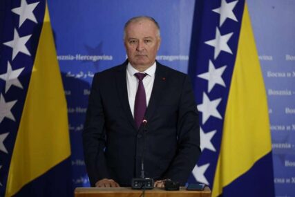 Helez: Bosna i Hercegovina napreduje na putu ka punopravnom članstvu u NATO savezu
