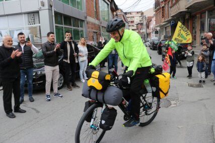 Makedonac i Bosanac biciklima krenuli na hadž u Mekku, putovanje će trajati 2 mjeseca (FOTO)