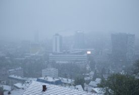 Naglo zahlađenje i aprilski snijeg u BiH (FOTO)
