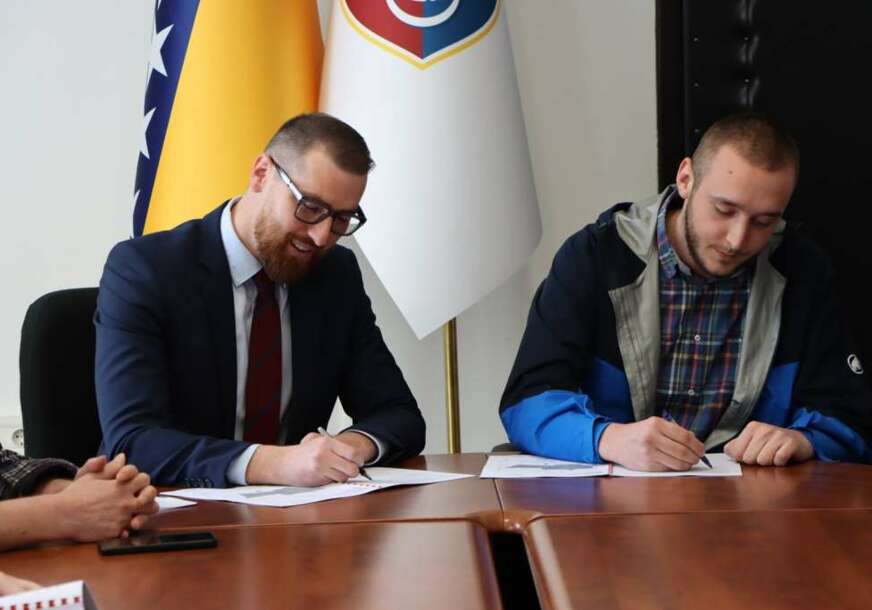 FOTO: VLADA KS

