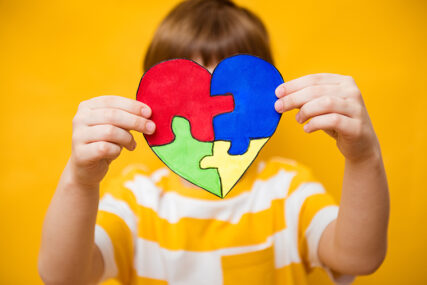 Svjetski je dan autizma: Češće se otkriva u odraslom dobu, prepoznajte simptome