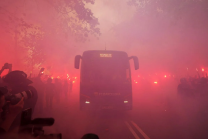 ZBUNIO IH DIM Blam navijača Barcelone od kojeg se nikada neće "oprati", ugledali autobus, a onda totalni fijasko