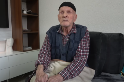 Dedo Mahmut je slijep 24 godine, a brigu o njemu vodi snaha: “Nema je bolje!”