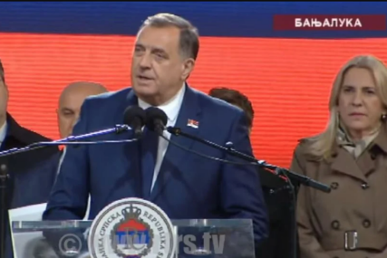 Dodik urlao na mitingu: "Kad se bude odlučivalo o rezoluciji čitav dan ćemo provesti u Srebrenici"
