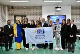 EU obezbijedila 1000 računara za 15 srednjih stručnih škola u Bosni i Hercegovini