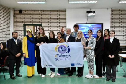 EU obezbijedila 1000 računara za 15 srednjih stručnih škola u Bosni i Hercegovini