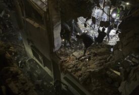 Devet članova jedne porodice ubijeno u izraelskokm napadu na Rafah