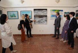 U Galeriji 'Preporod' izložba sjećanja na Amru Kozić - Voljela je slikarstvo, planinu i ljude (FOTO)