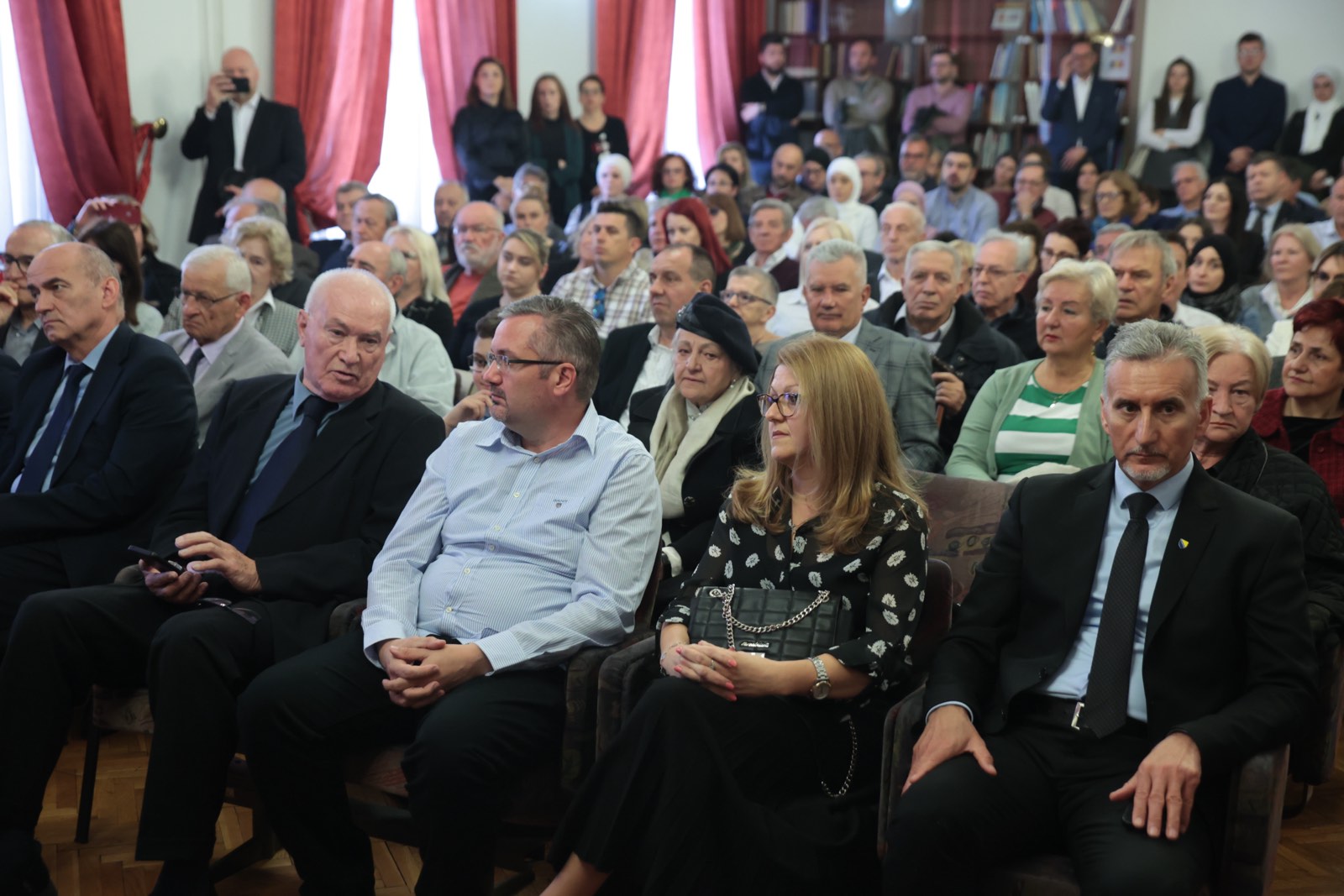 Komemoracija akademiku Dževadu Jahiću: Bio je temeljna ličnost ...