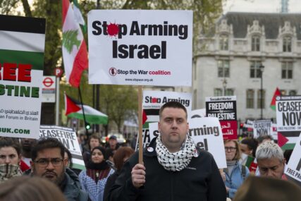 U Londonu održan protest protiv britanske prodaje oružja Izraelu