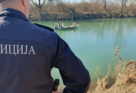 Automobil i beživotno tijelo pronađeni u rijeci Savi
