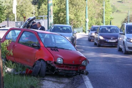 Teška saobraćajna nesreća u Hotonju kod Sarajeva (VIDEO)