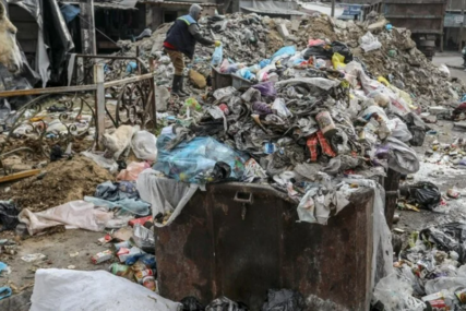 UN: U Gazi se nakupilo oko 270 hiljada tona čvrstog otpada