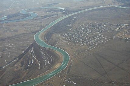 Rijeka Ural probila branu u Rusiji, više od 700 evakuiranih