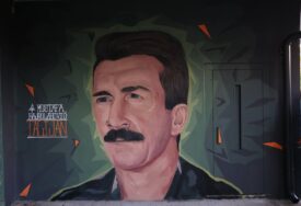 FOTO / U Sarajevu otkriven mural u čast generalu Mustafi Hajrulahoviću Talijanu