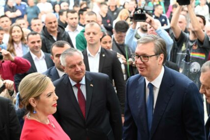 Vučić u Bileći: Srbija će pomoći