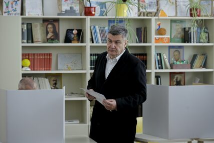 Zoran Milanović glasa na izborima u Hrvatskoj