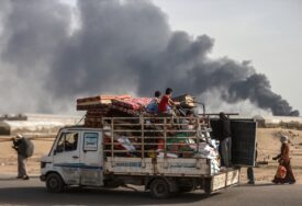 Skoro milion Palestinaca pobjeglo iz Rafaha u posljednje tri sedmice (FOTO)
