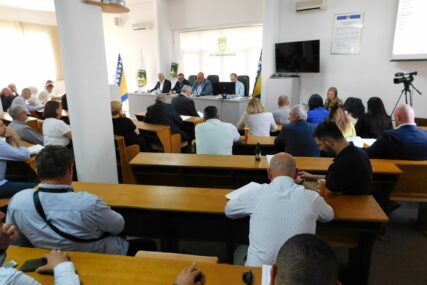 Vlada Federacije BiH ne misli o interesima lokalne zajednice