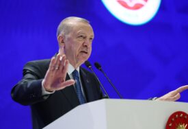 Erdogan: Netanyahu se neće moći osloboditi prokletstva zbog ubijanja nedužnih, kao ni Hitler, Milošević, Karadžić, koje oponaša