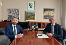Zamjenik ministra odbrane Galić razgovarao s ambasadorom Irske o vojnoj saradnji