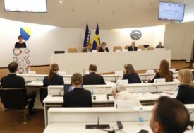 Parlamentrna skupština: Pred poslanicima sutra 2 prijedloga dopuna Izbornog zakona BiH