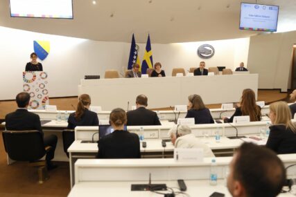 Parlamentarna skupština: Pred poslanicima sutra 2 prijedloga dopuna Izbornog zakona BiH