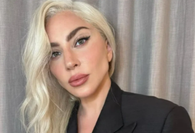 Lady Gaga se pojavila na sestrinom vjenčanju i potaknula glasine o trudnoći