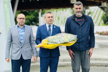 Nerin Dizdar u Srebrenici: Podrška Memorijalnom centru i izgradnji infrastrukture u povratničkim mjestima