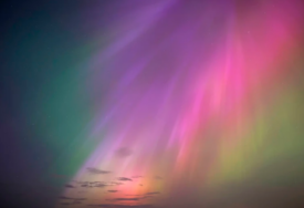 RIJETKI SU SRETNICI KOJI DOŽIVE OVO Pogled na auroru borealis iz svemira je spektakl za oči (VIDEO)