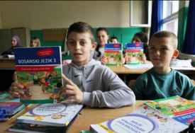 Srbija: Kampanjom "Biram bosanski, čuvam identitet" do većeg broja učenika u nastavi na bosanskom jeziku