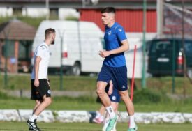 Dennis Hadžikadunić danas potpisuje za Hajduk?