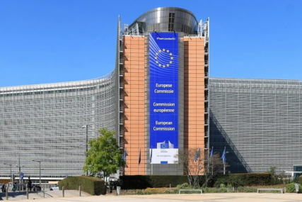 EU razmatra sankcije protiv Kine