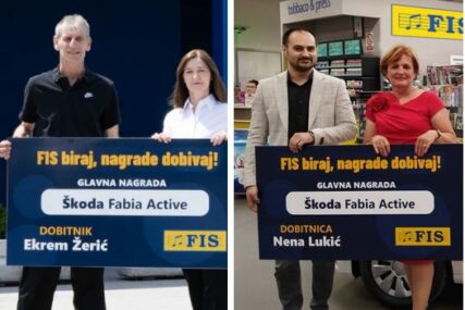 FIS uručio dva automobila Škoda Fabia sretnim dobitnicima