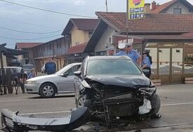 U saobraćajnoj nesreći kod Bijeljine teško povrijeđen državljanin Srbije