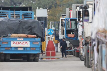 Jordan poslao 40 kamiona humanitarne pomoći u Pojas Gaze