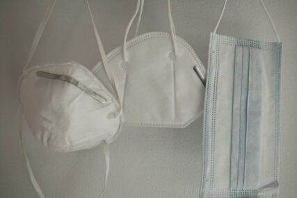 maske bolnicka oprema (1)