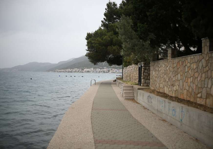 neum setaliste more plaza