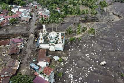 Indonezija: Zbog hladne lave i poplava smrtno stradalo 67 osoba