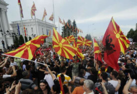 Evropska komisija traži od Sjeverne Makedonije i Grčke da poštuju Prespanski sporazum