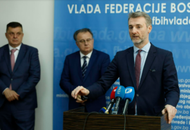 Članovima Vlade Federacije Bosne i Hercegovine uručeni digitalni potpisi