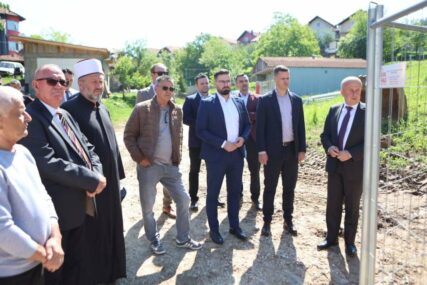 Delegacija Vlade Tuzlanskog kantona prisustvovala obilježavanju Dana općine Teočak