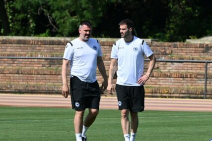 SKY SPORT: Bajramović se odrekao dijela plate u Karlsruheru da bi ostao u stručnom štabu Zmajeva