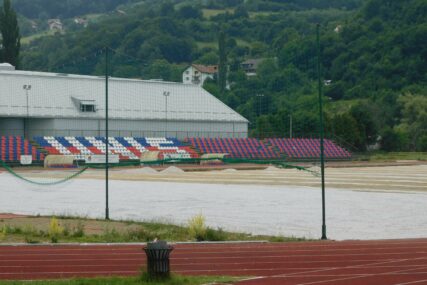 (FOTO) Rekonstrukcija nogometnog stadiona "Hakija Mršo" napreduje planiranim tokom