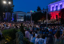 Kultura na ulice 2024: Održan spektakularan koncert Sarajevo Big Banda (FOTO)