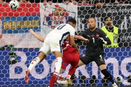 GRUPA C Engleska pobjedom nad Srbijom najavila pohod na naslov prvaka (VIDEO)