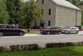 (VIDEO) Eksplozija bombe na Cetinju, ima poginulih i povrijeđenih: Stradali pripadnici škaljarskog klana?
