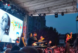 Džejla Ramović oduševila nastupom u Sarajevu: Pogledajte djelić atmosfere s koncerta